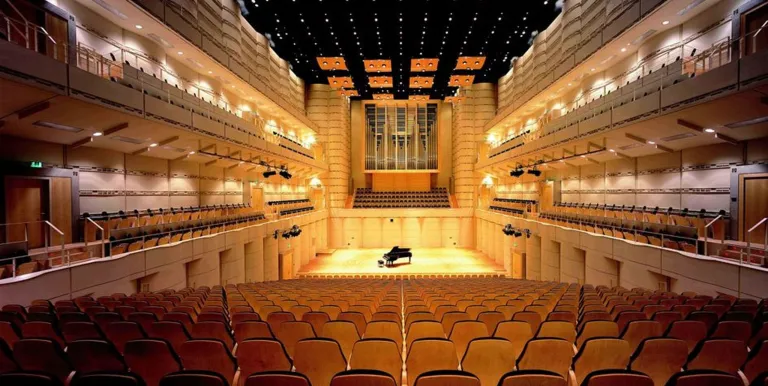 konzerthaus_dortmund.jpg