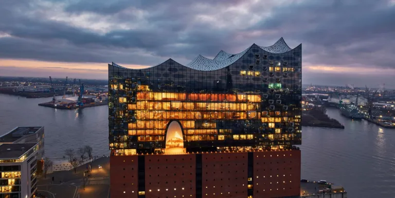 elbphilharmonie_hamburg.jpg