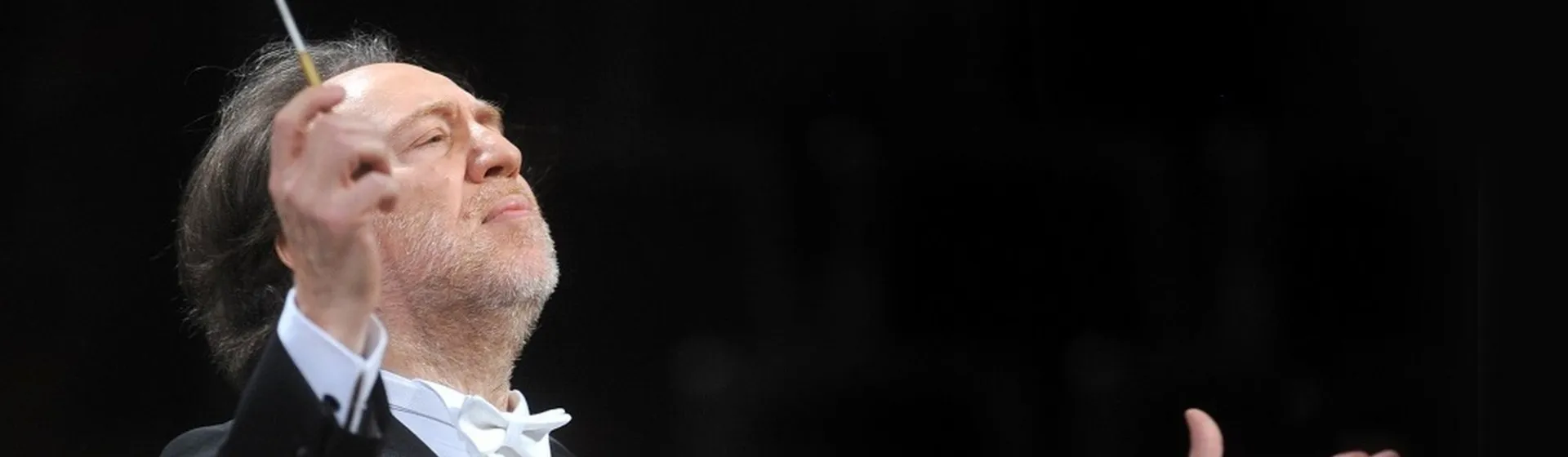 22628_Riccardo_Chailly_es_a_Filharmonica_della_Scala_20210408.jpg