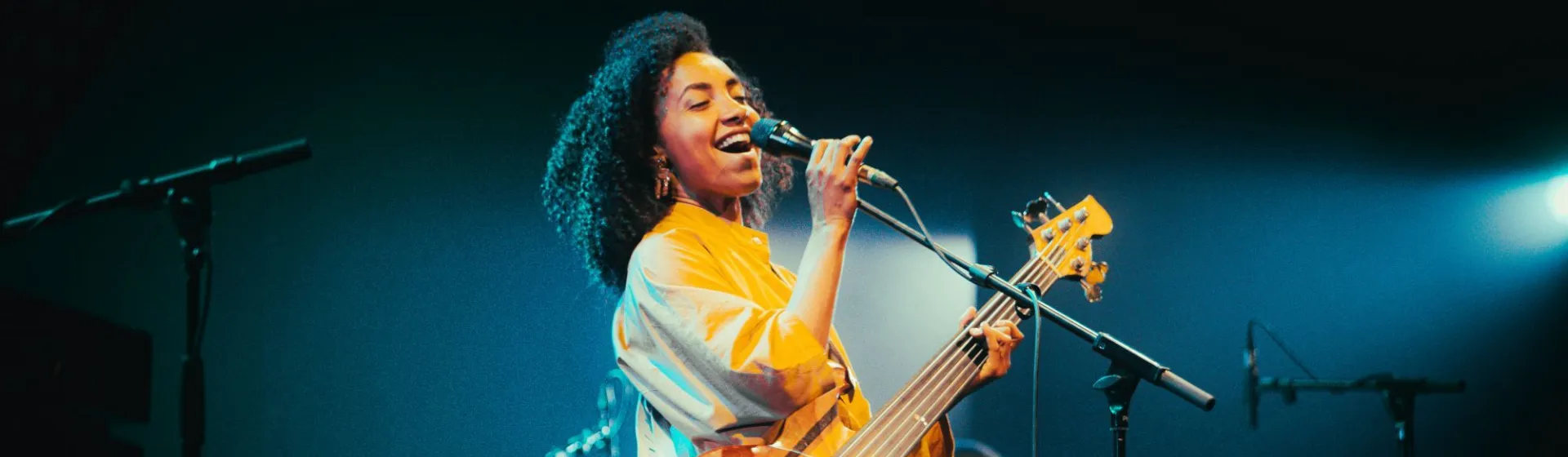 30604_jazzlegendak_esperanza_spalding_260210_04.jpg