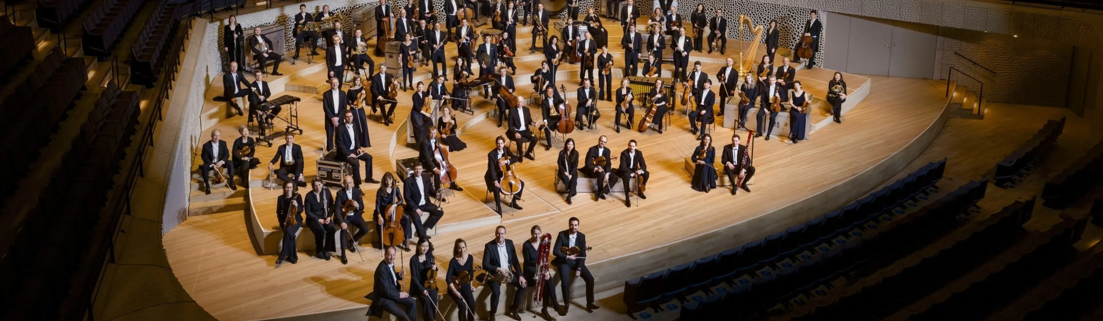 31459_liszt_unnep_alan_gilbert_leif_ove_andsnes_ndr_elbphilharmonie_orchester_261021_06.jpg