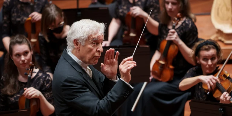 211210_Ketszazon_tul_-_a_Pannon_Filharmonikusok_jubileumi_koncertje_c_Posztos_Janos_MUPA_324412.jpg