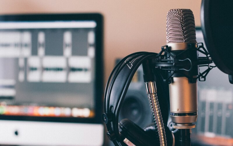 podcast_will-francis_unsplash.jpg
