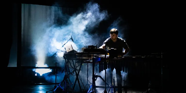 32242_philip_glass_by_the_domniq_group_270131_03.jpg