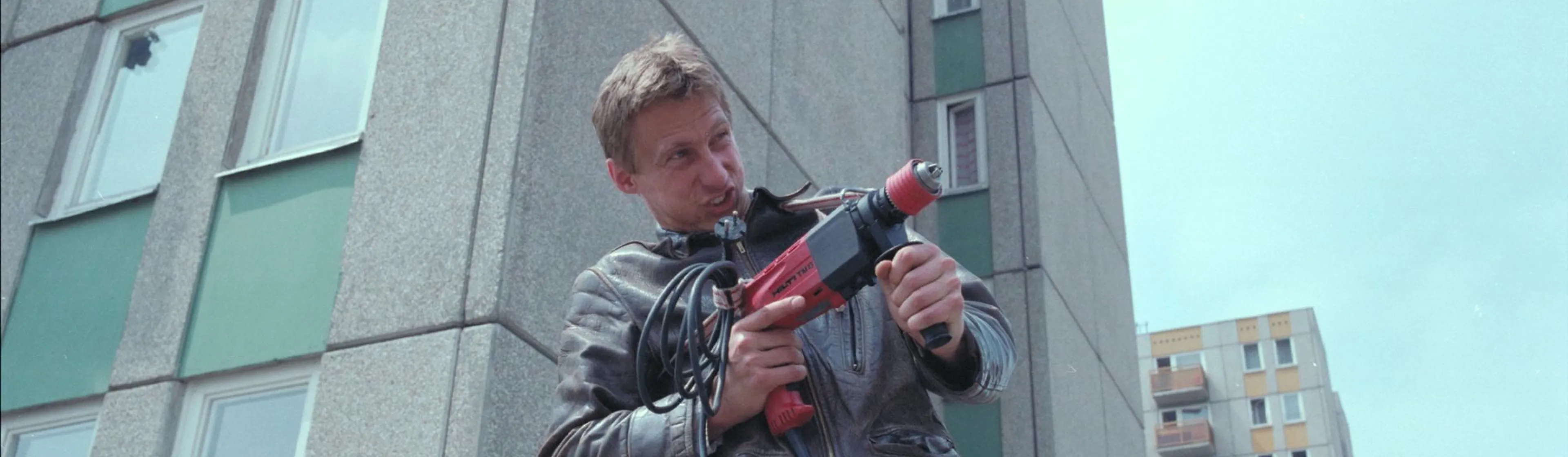 32427_mupa_filmklub_szomjas_gyorgy_falfuro_1986_270419_02.jpg