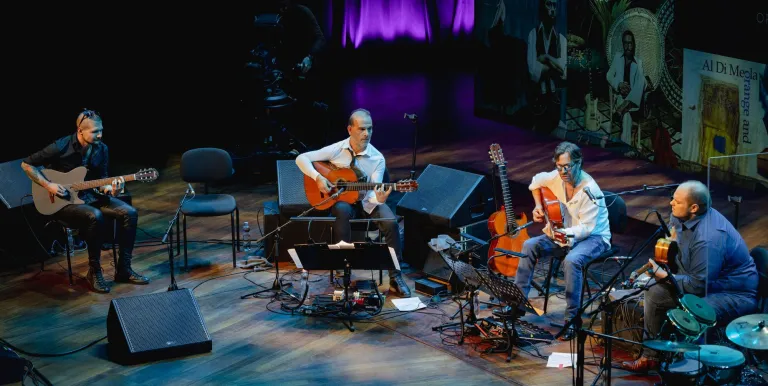 32369_jatszd_ujra_al_di_meola_friends_a_night_in_budapest_261105_02.jpg
