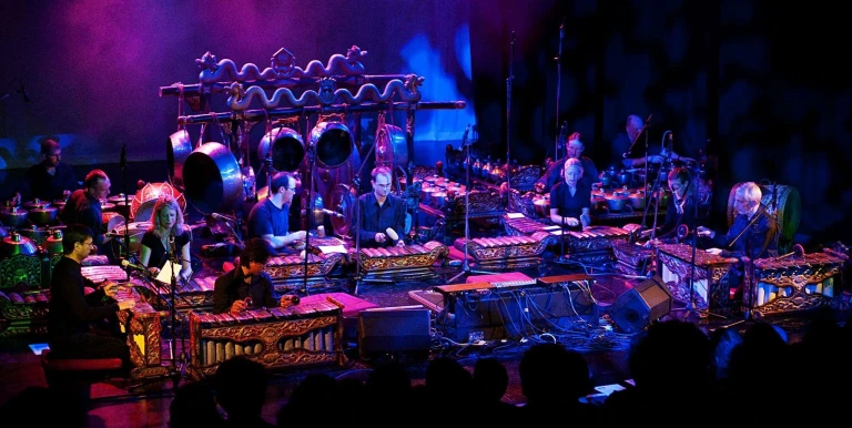 17378_cafe_plaid_es_a_southbank_gamelan_players_161010_01.jpg