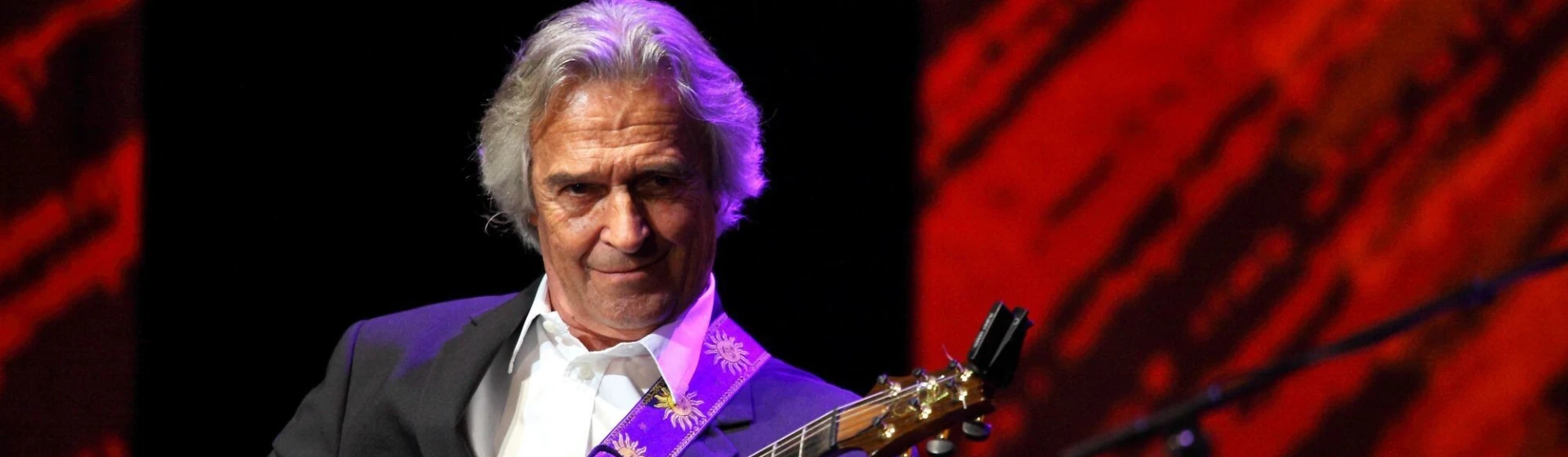 17364_john_mclaughlin_170303_01.jpg