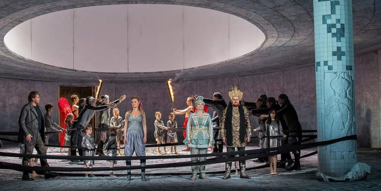 18492_strauss_az_arnyek_nelkuli_asszony_180130_01.jpg