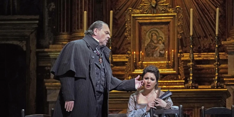 22571_puccini_tosca_met_200411_01-3.jpg