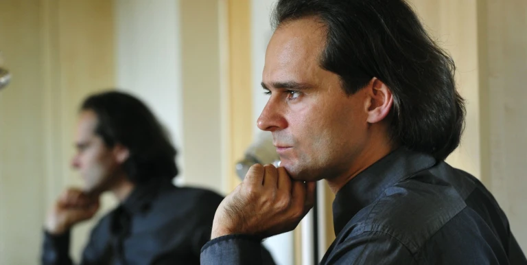 22122_fazil_say_zongoraestje_200929_03.jpg