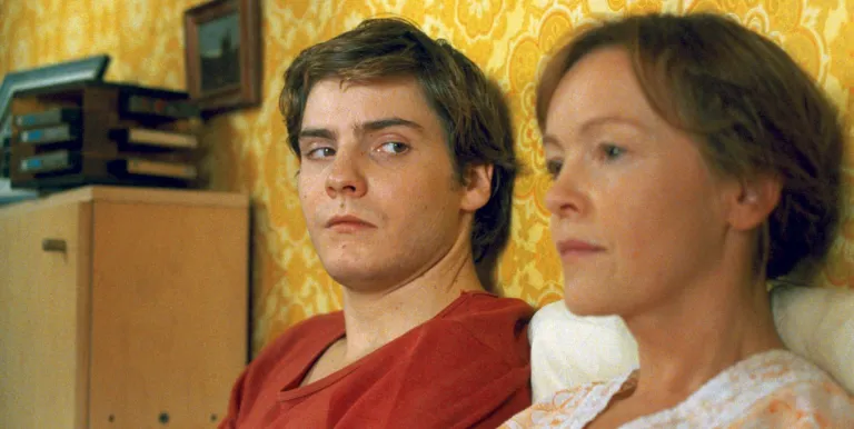 25672_Good_Bye_Lenin_2003_210919_01-9.jpg