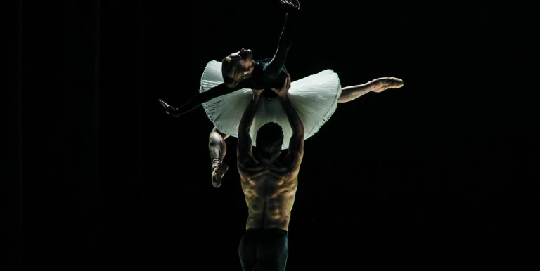 26266_Gyori_Balett_Movements_to_Stravinsky_Mimi_220125_01.jpg