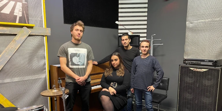 26446_Bango_Adrienne_Quartet_220205_01.jpg