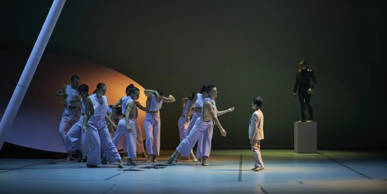 28158_badora_dance_company_idon_kivul_2023_02.jpg