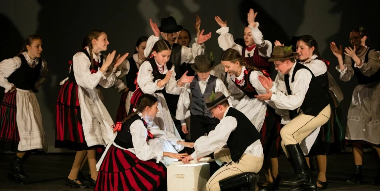 28521_iskolaskoncertek_szureti_vigassag_tanccal_zenevel_231024_02.jpg
