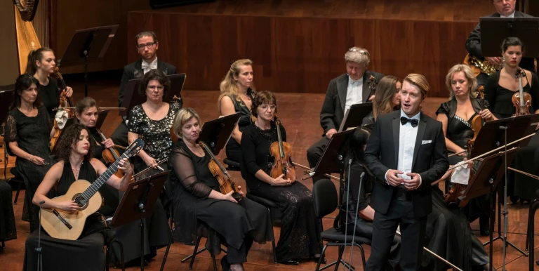28445_jatszd_ujra_tenor3_231005_03.jpg