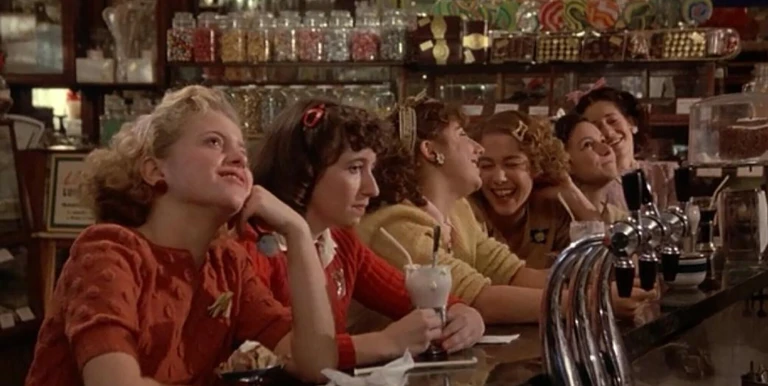 28098_mupa_filmklub_woody_allen_a_radio_aranykora_1987_240226_01.jpg