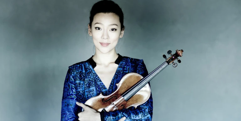 28356_bfz_avni_sibelus_rachmaninov_240112_01.jpg