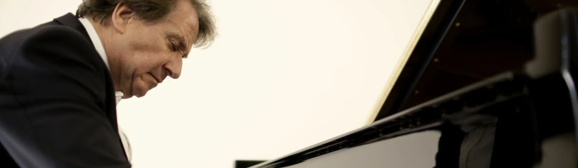 27179_bartok_tavasz_rudolf_buchbinder_es_a_nemzeti_filharmonikus_zenekar_2_1_240406_01-6.jpg