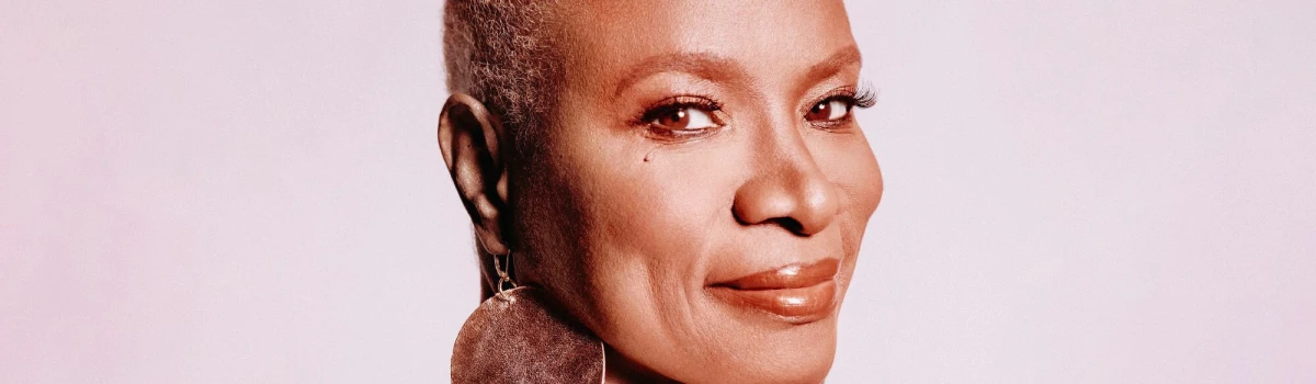 27035_angelique_kidjo_mother_nature_240501_01.jpg