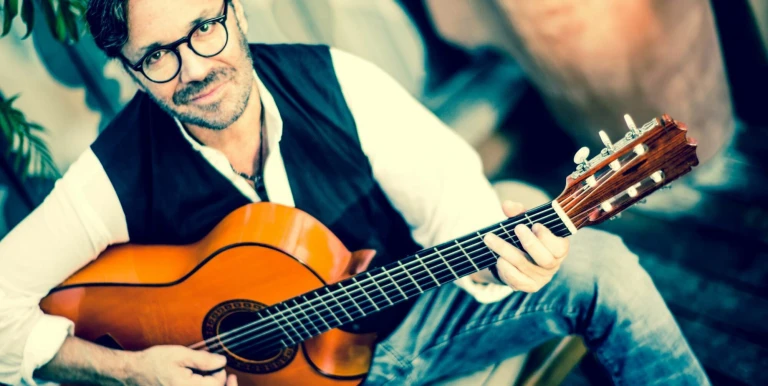 27028_jazzlegendak_al_di_meola_and_friends_a_night_in_budapest_240314_02-4.jpg