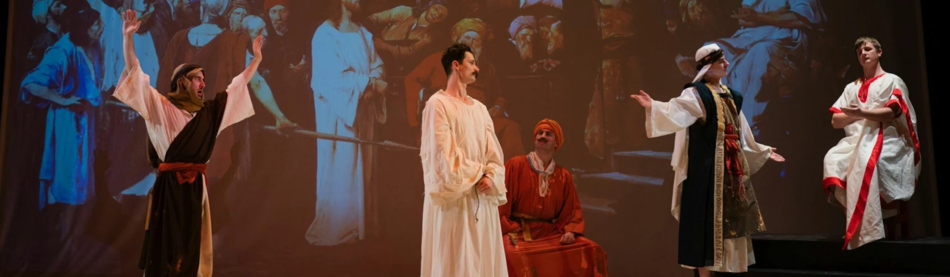 haromszek_tancegyuttes_ecce_homo_02.jpg