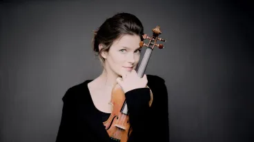29294_janine_jansen_paavo_jarvi_es_a_bremai_nemet_kamarafilharmonia_250512_01.jpg
