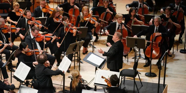 27966_hilary_hahn_mikko_franck_es_az_orchestre_philharmonique_de_radio_france_241024_04.jpg