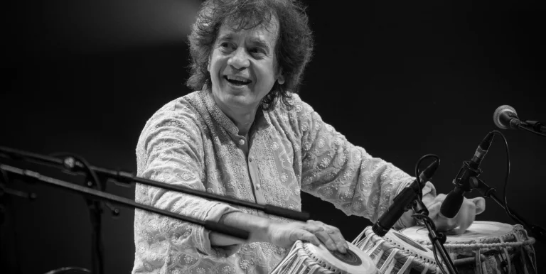 181001_Zakir-Hussain-Rythm-Ensemble_c_Posztos-Janos_MÜPA_268330.jpg