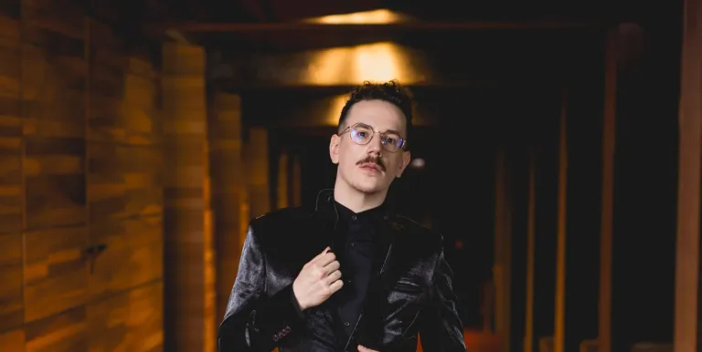 30173_iskolaskoncert_ragyogo_huszasok_250310_03.jpg