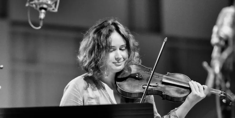 29952_patricia_kopatchinskaja_lahav_shani_es_a_rotterdami_filharmonikus_zenekar_251208_03.jpg