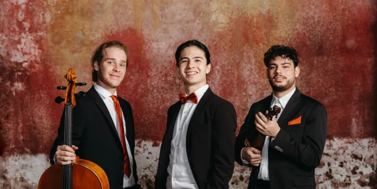 30550_rising_stars_trio_concepti_251115_01.jpg