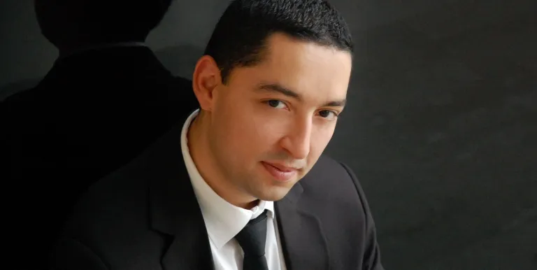 30974_nfz_liszt_grieg_r_strauss_lawrence_foster_260121_01.jpg