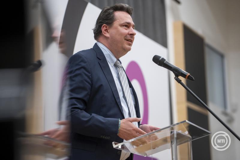 heja_domonkos_balogh_zoltan_mti.jpg