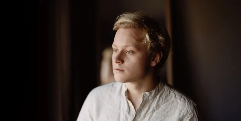 30978_nfz_bizet_saint_saens_brahms_alexander_malofeev_260513_01.jpg
