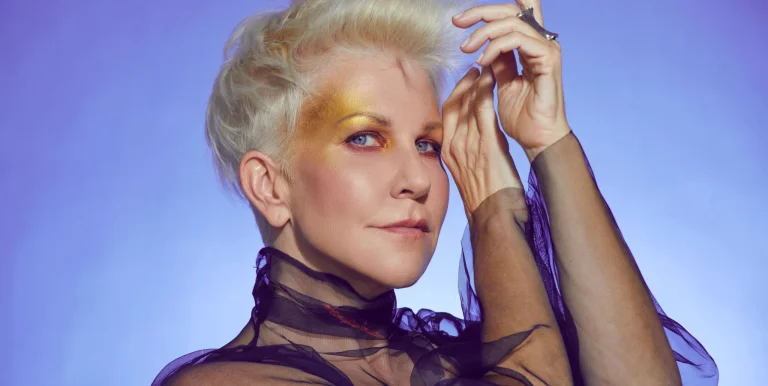 JoyceDiDonato_-_Preferred_Headshot_23-24_-_Sergi_jasanada.jpg