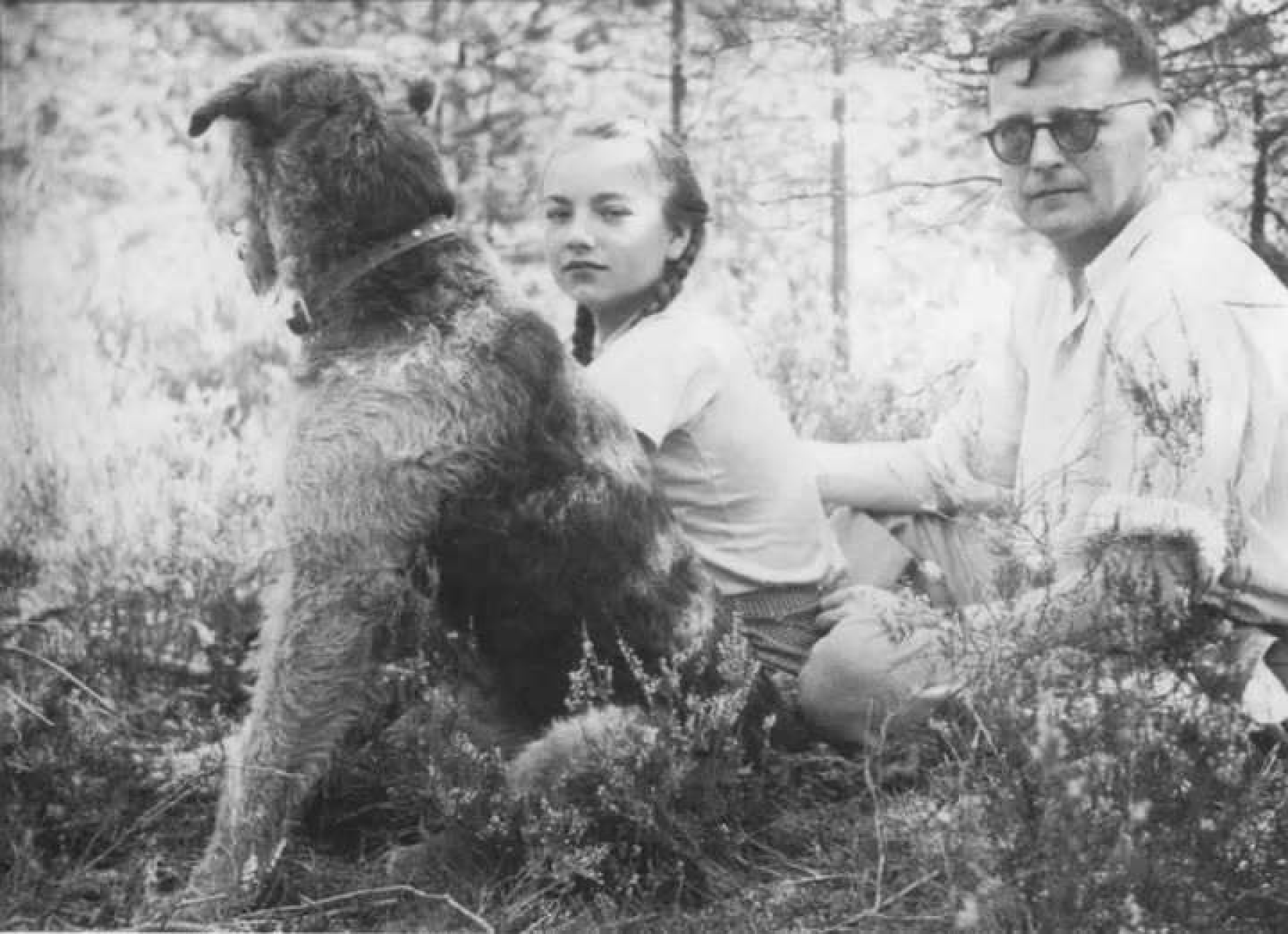 Shostakovichith_daughter_Galina_in_Komarovo_Summer_1948_Credit_Nina_Shostakovich.jpg