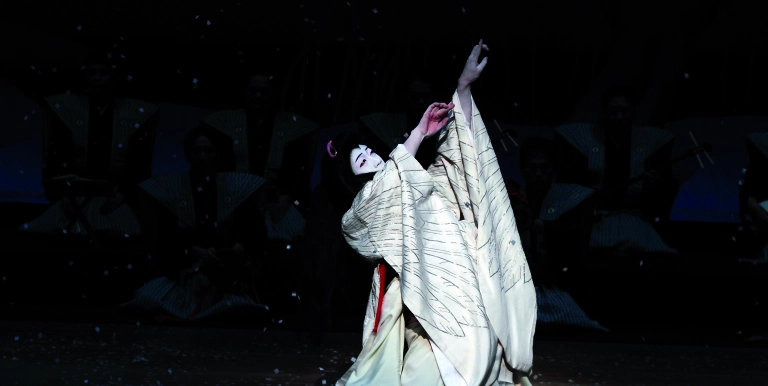 12353_pathos_in_metamorphoses_140705_04.jpg