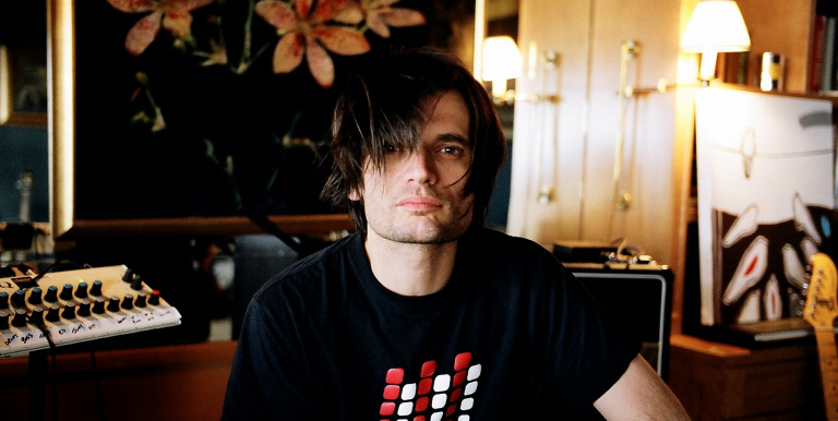 14830_cafe_jonny_greenwood_es_a_london_contemporary_orchestra_151017_01.jpg