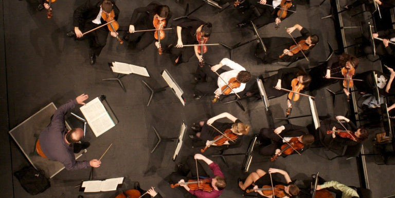 15085_utazas_symphoniaba_vonosok_160123_02.jpg