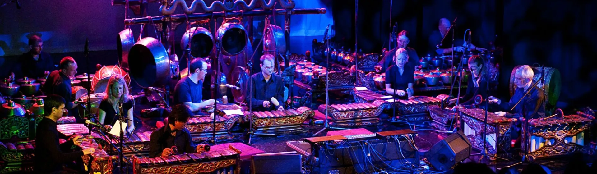17378_cafe_plaid_es_a_southbank_gamelan_players_161010_01.jpg